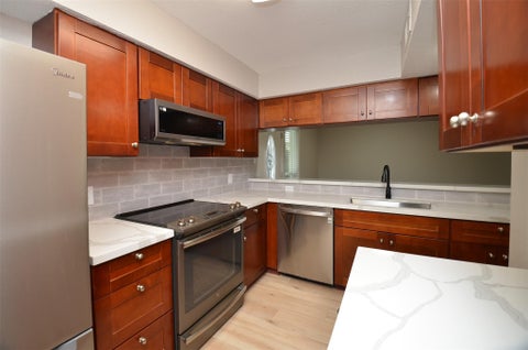 Photo of 76 W Park West Drive, Houston, TX 77072 (MLS # 74993150)