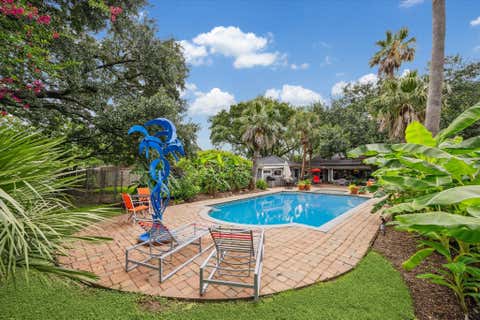 Photo of 9006 Bonhomme Road, Houston, TX 77074 (MLS # 81361274)