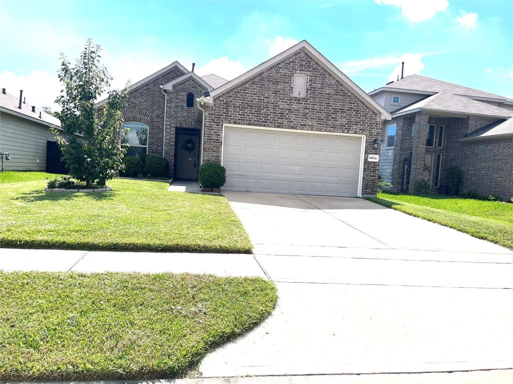 Photo of 16534 Twinwalker Drive, Channelview, TX 77049 (MLS # 973338)