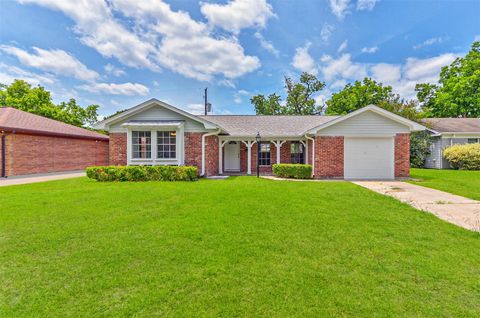 Photo of 9631 Bundy Lane, Houston, TX 77080 (MLS # 75574175)
