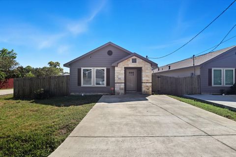 Photo of 4522 Collins Road, Houston, TX 77093 (MLS # 65224680)