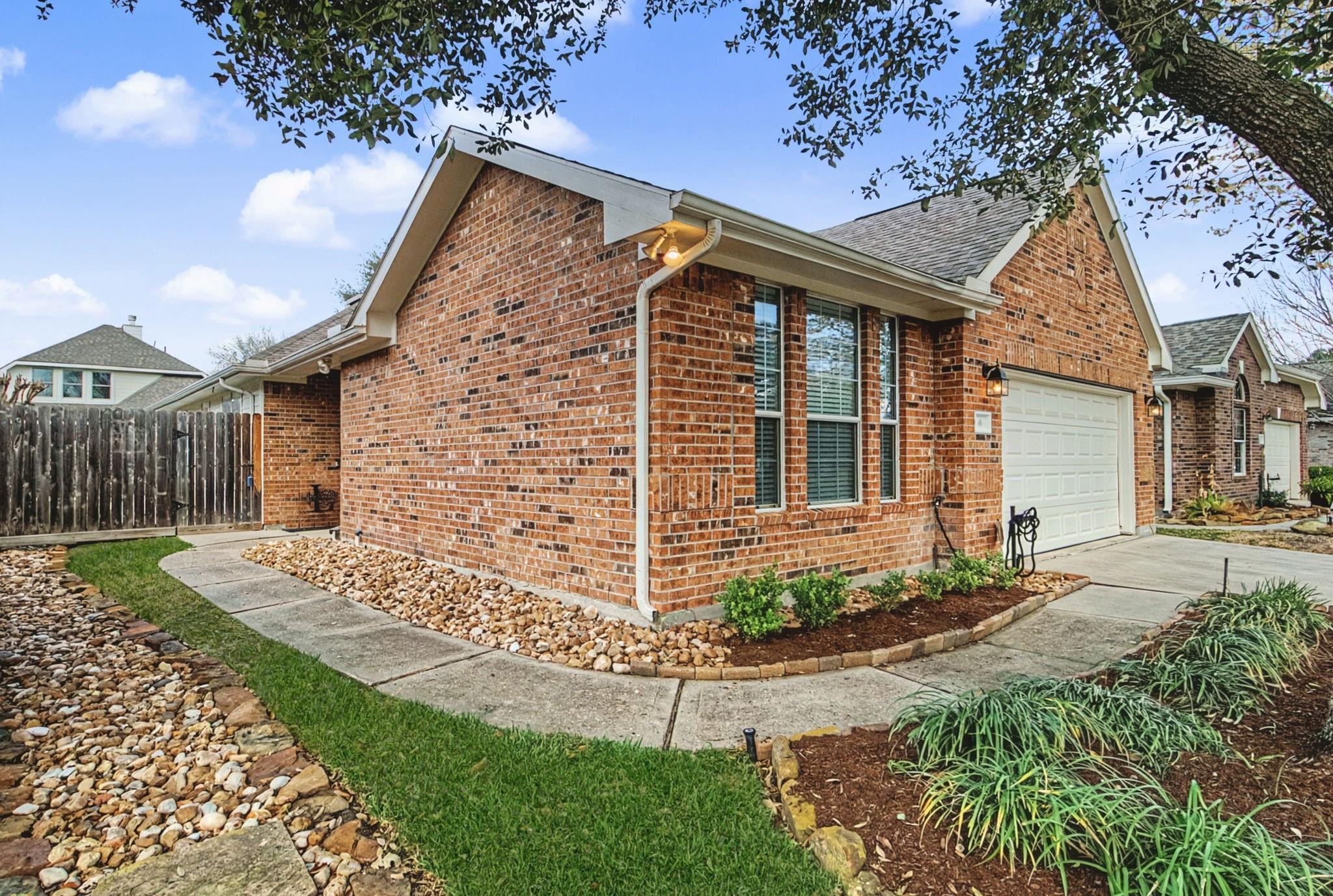 46 S Dylanshire Circle