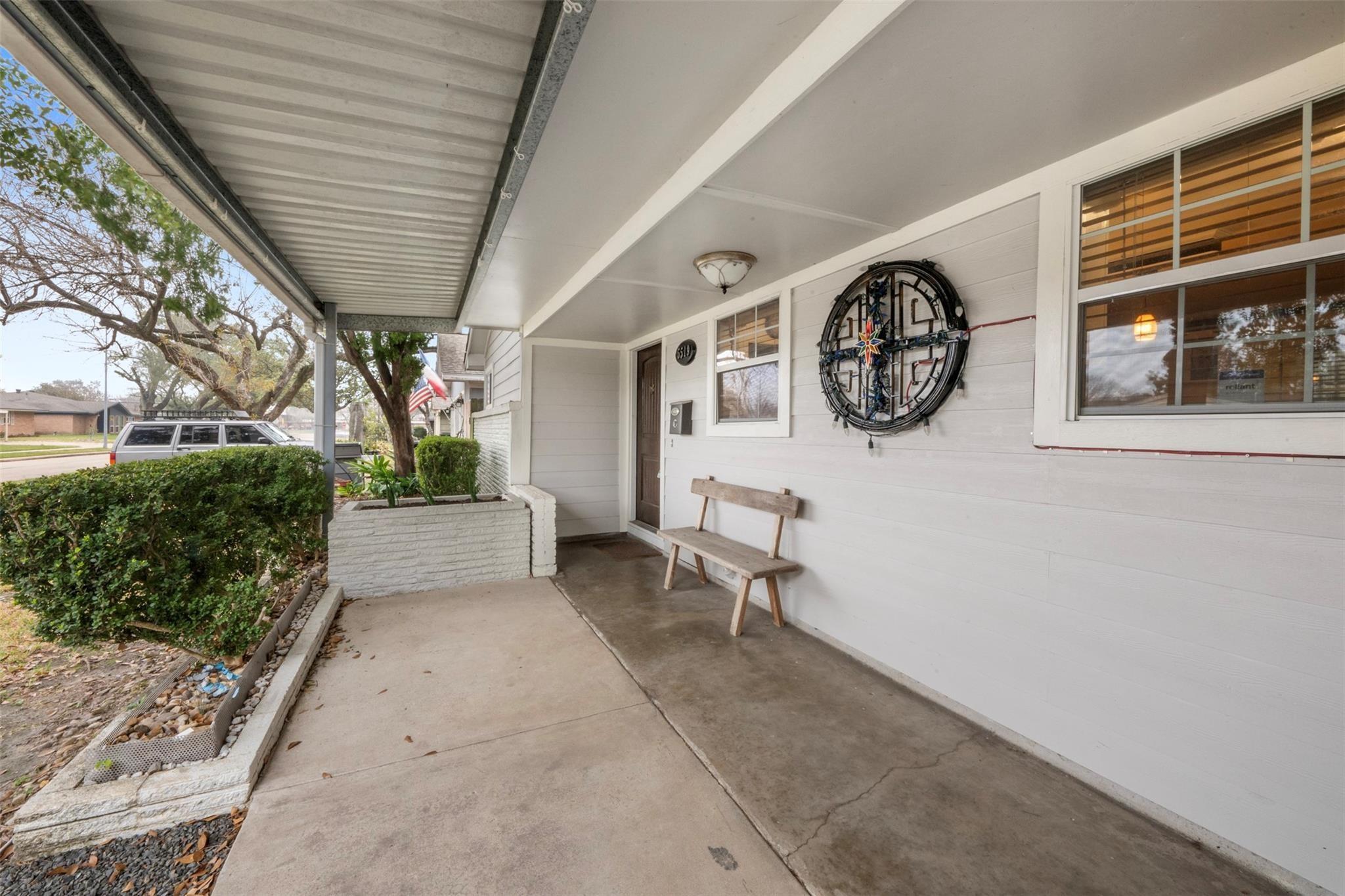 5519 Cheshire Lane