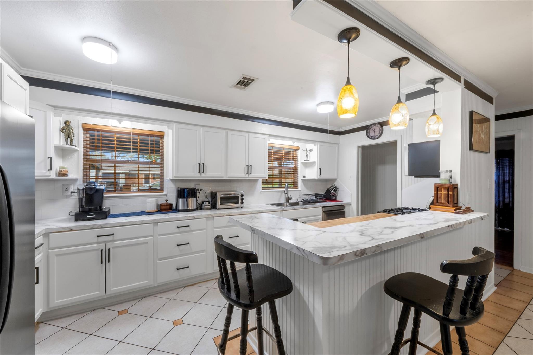 5519 Cheshire Lane
