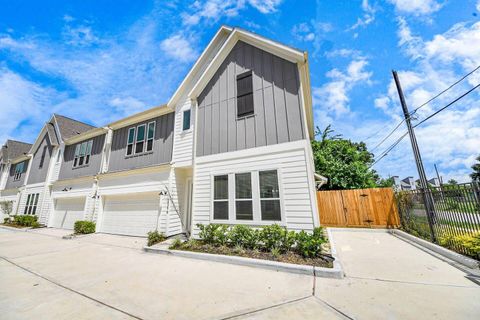 Photo of 5935 Beall Street #C, Houston, TX 77091 (MLS # 35498519)