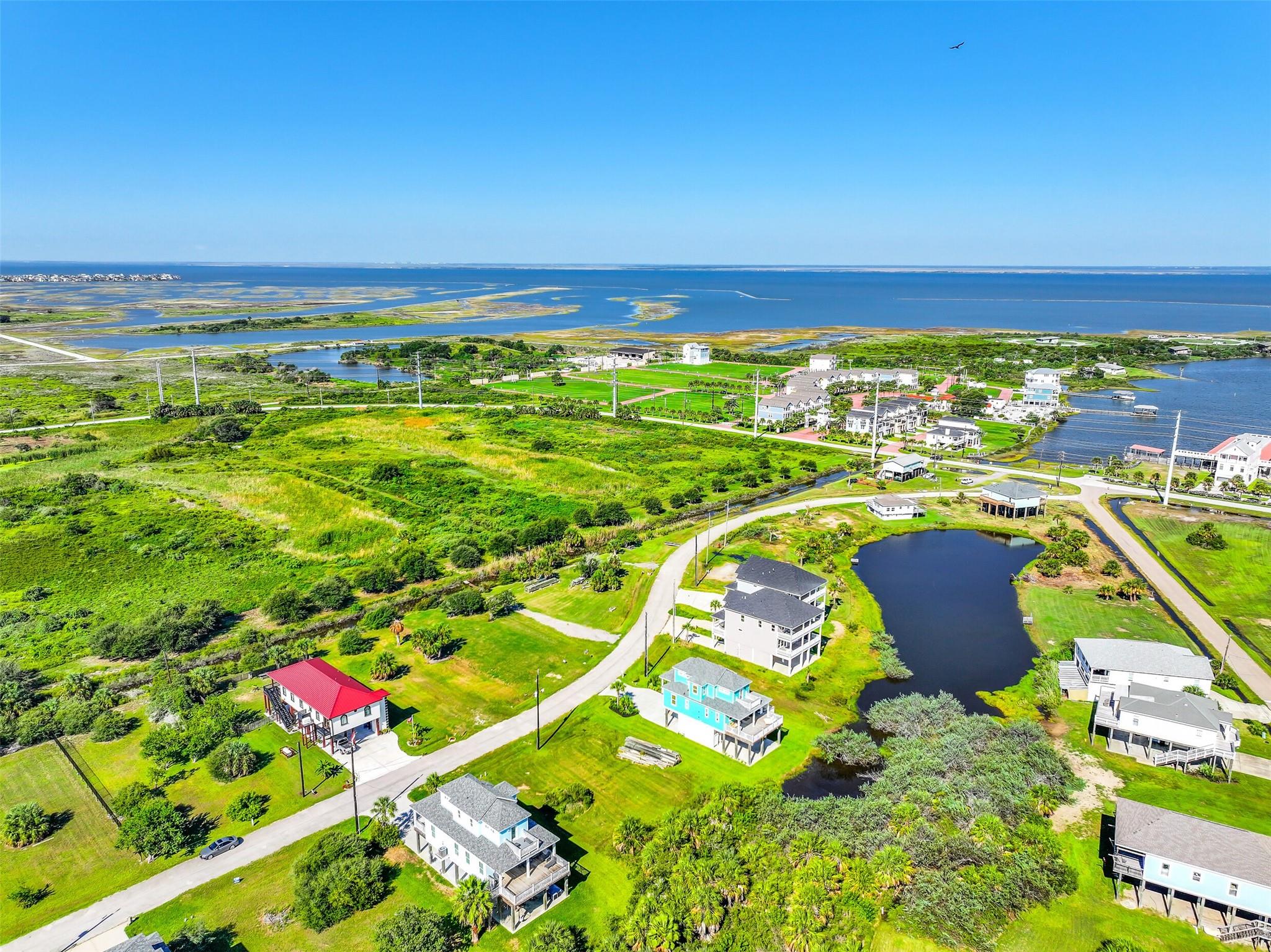3821 El Lago