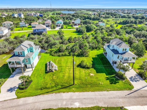 Photo of 3821 El Lago ST, Galveston, TX 77554 (MLS # 66842431)