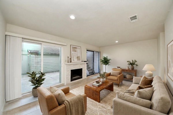 1059 COUNTRY PLACE DR # 1059, HOUSTON, TX 77079 - Image d0efdf71ca2048a6ab56cb116fb1ea94/2932054306