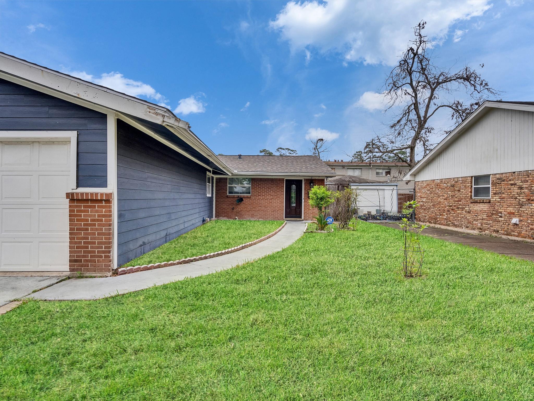 1630 Hollow Hook Road