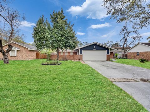 Photo of 1630 Hollow Hook Road, Houston, TX 77080 (MLS # 47267110)