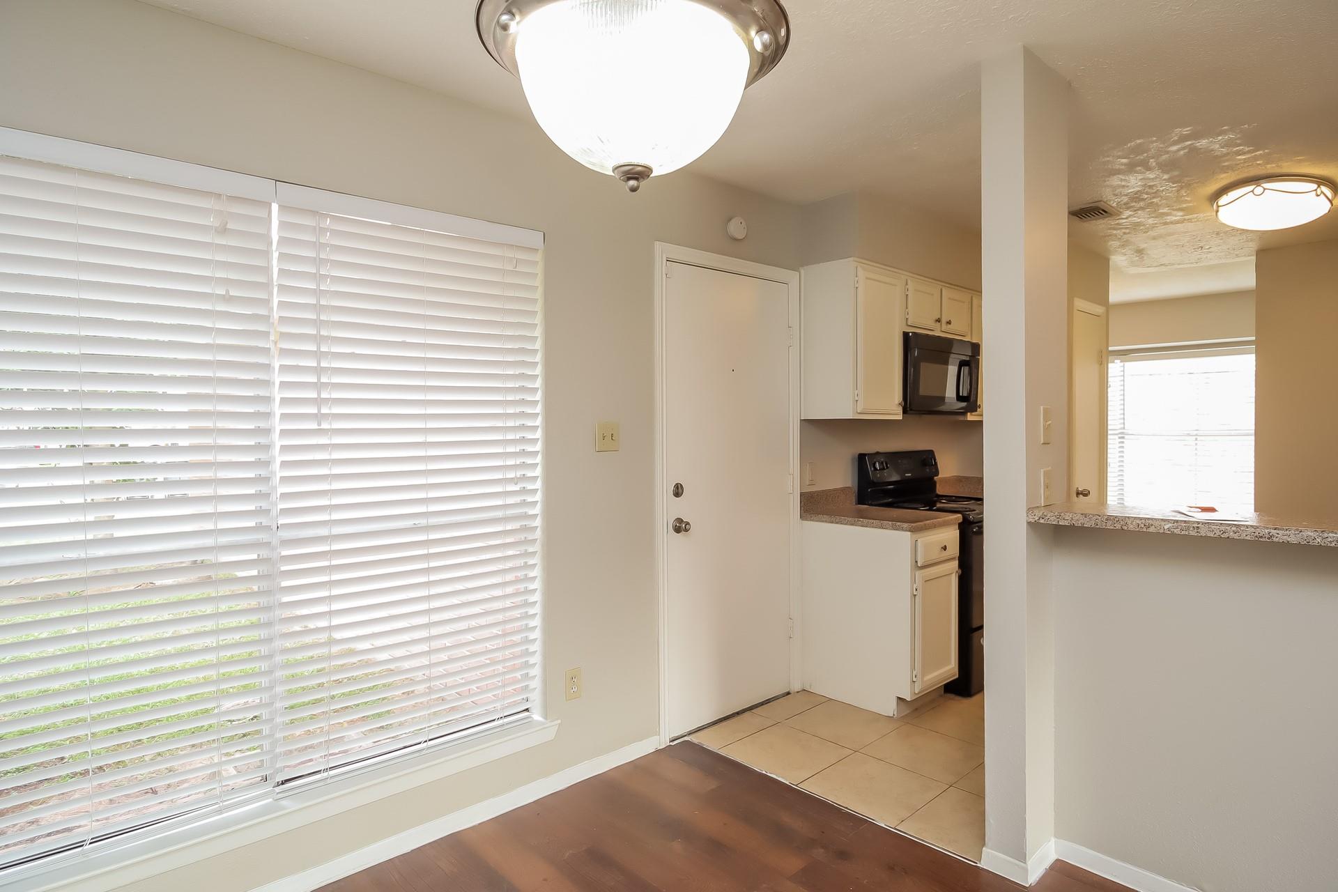 2710 Village Court