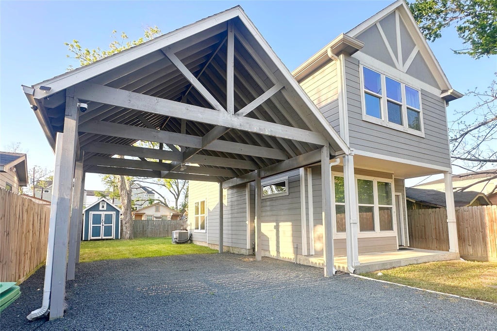 Photo of 210 Marathon Street, Houston, TX 77018 (MLS # 97315237)