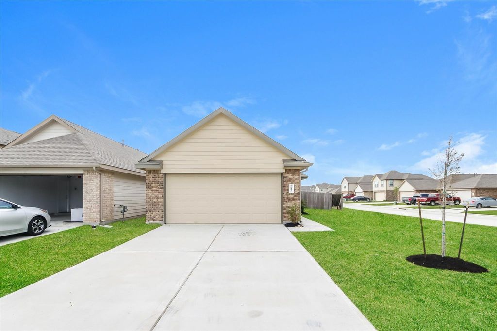 Photo of 25372 Claremont Hills Lane, Porter, TX 77365 (MLS # 38858322)