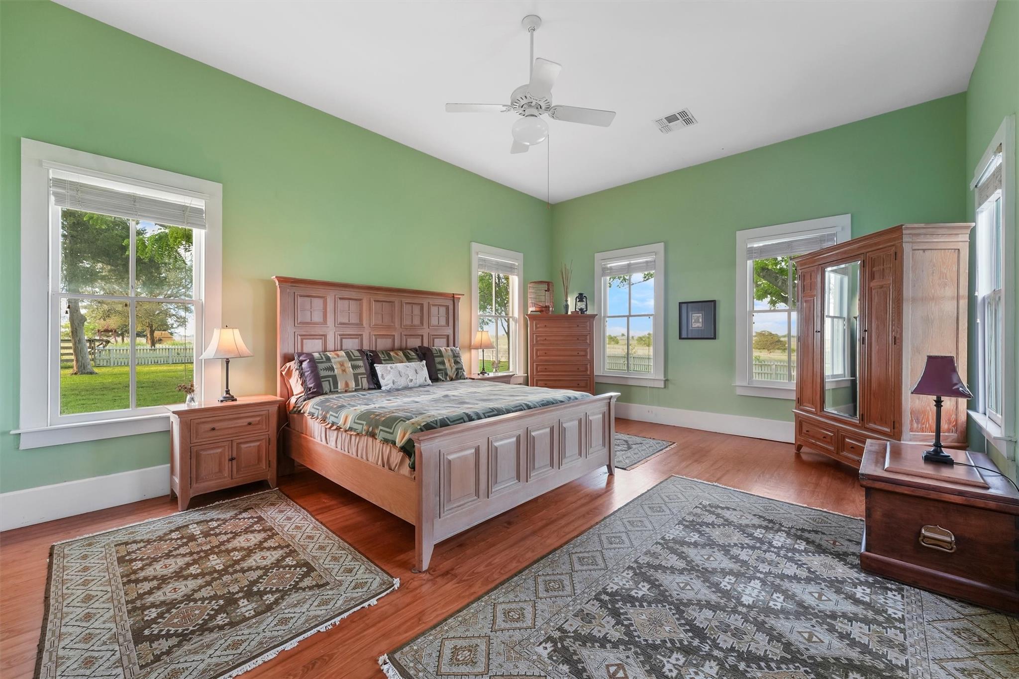 Brenham, Texas, 77833, United States, 3 Bedrooms Bedrooms, ,3 BathroomsBathrooms,Residential,Active,2022126