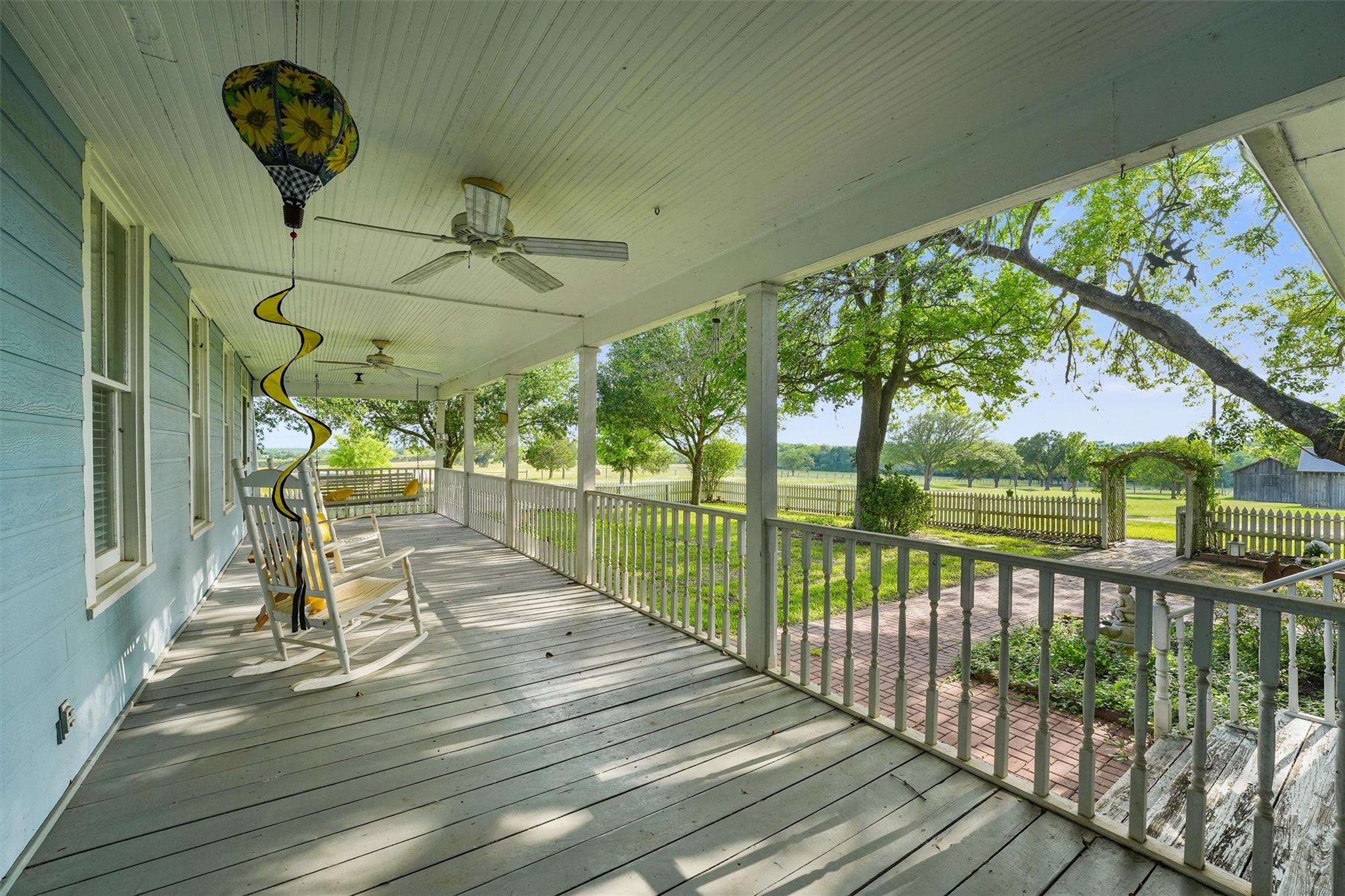 Brenham, Texas, 77833, United States, 3 Bedrooms Bedrooms, ,3 BathroomsBathrooms,Residential,Active,2022126
