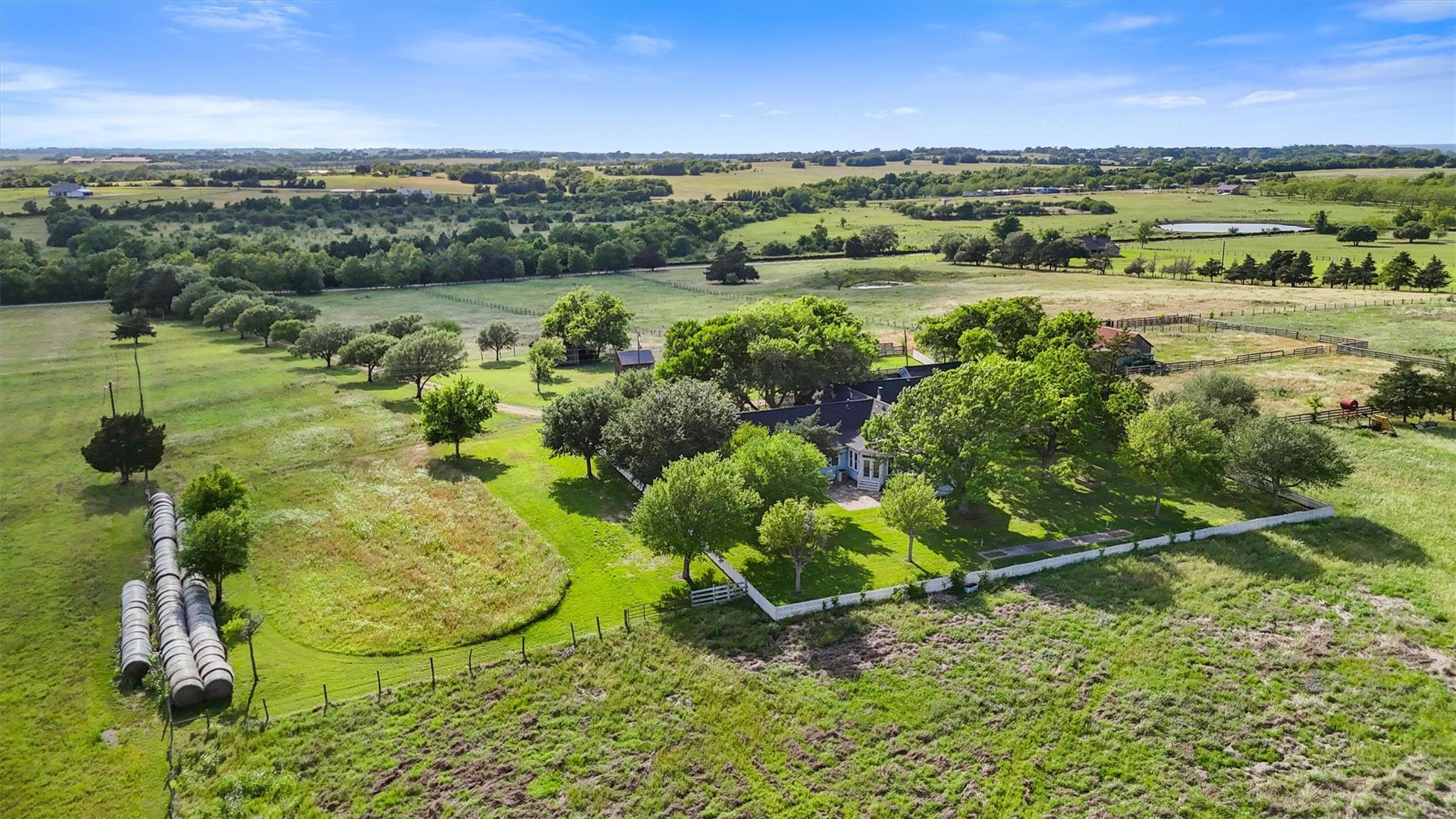 Brenham, Texas, 77833, United States, 3 Bedrooms Bedrooms, ,3 BathroomsBathrooms,Residential,Active,2022126