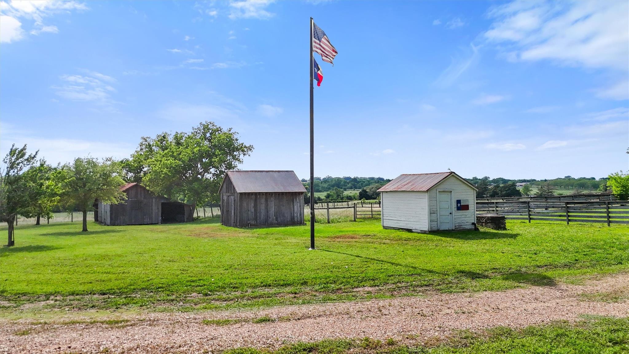 Brenham, Texas, 77833, United States, 3 Bedrooms Bedrooms, ,3 BathroomsBathrooms,Residential,Active,2022126