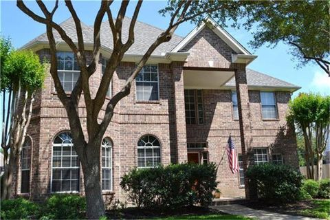 Photo of 1723 Rustic Oak Lane, Seabrook, TX 77586 (MLS # 88465855)