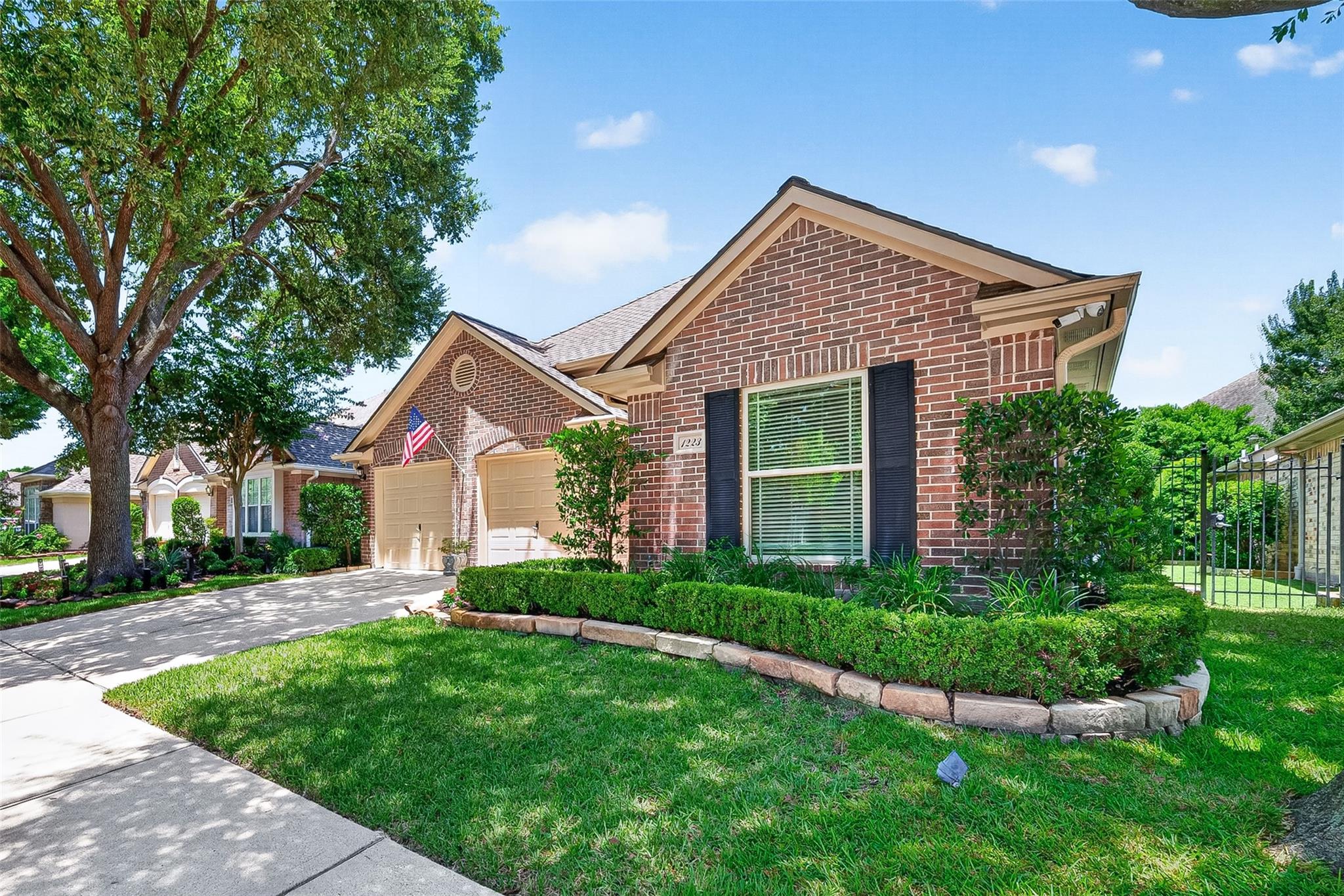 1223 Parkhaven Lane