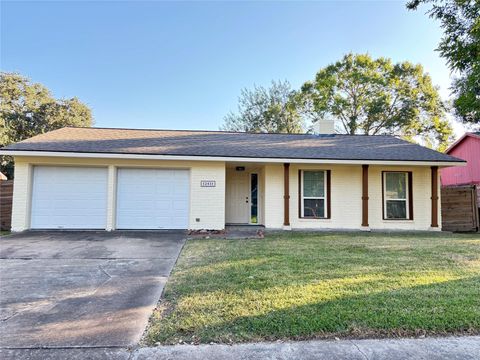 Photo of 12431 Bexley Drive, Houston, TX 77099 (MLS # 16107208)