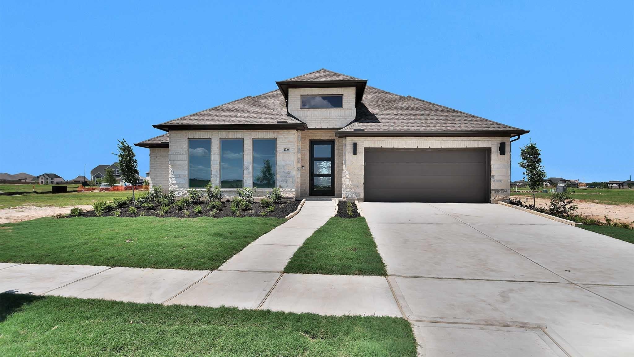 4910 Sunrise Avenue