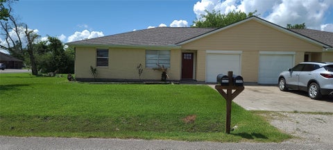 Photo of 17415 Fir Road Road, Alvin, TX 77511 (MLS # 34796467)