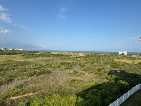 Homes For Sale - 25943 Bay Breeze Drive<br/> Galveston, TX 77554