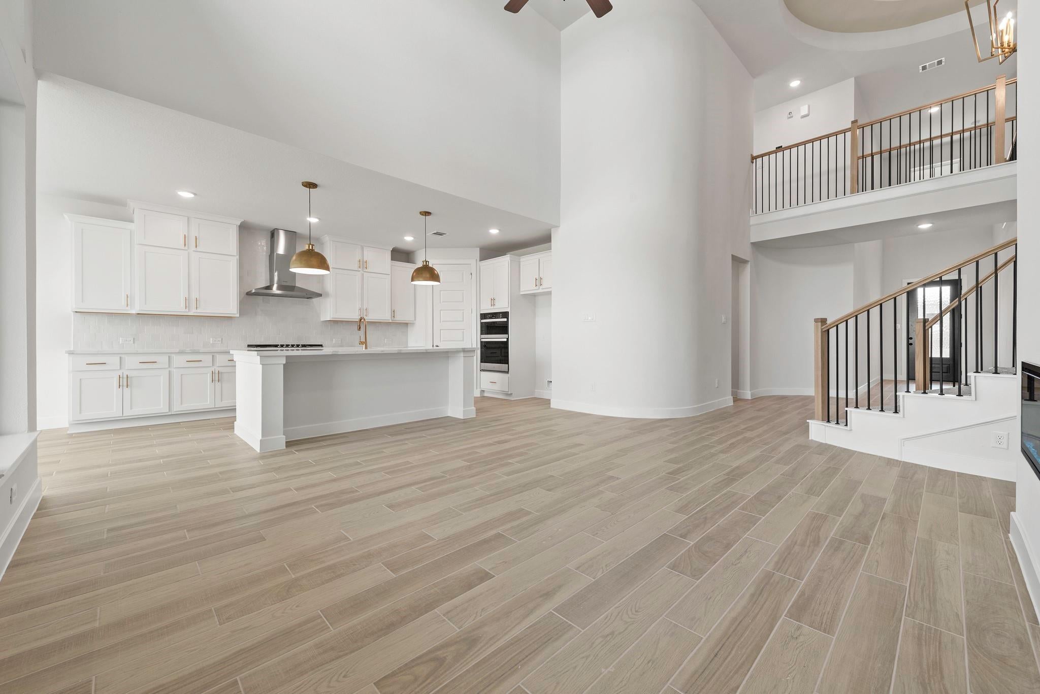 6431 Redwood Forest Drive