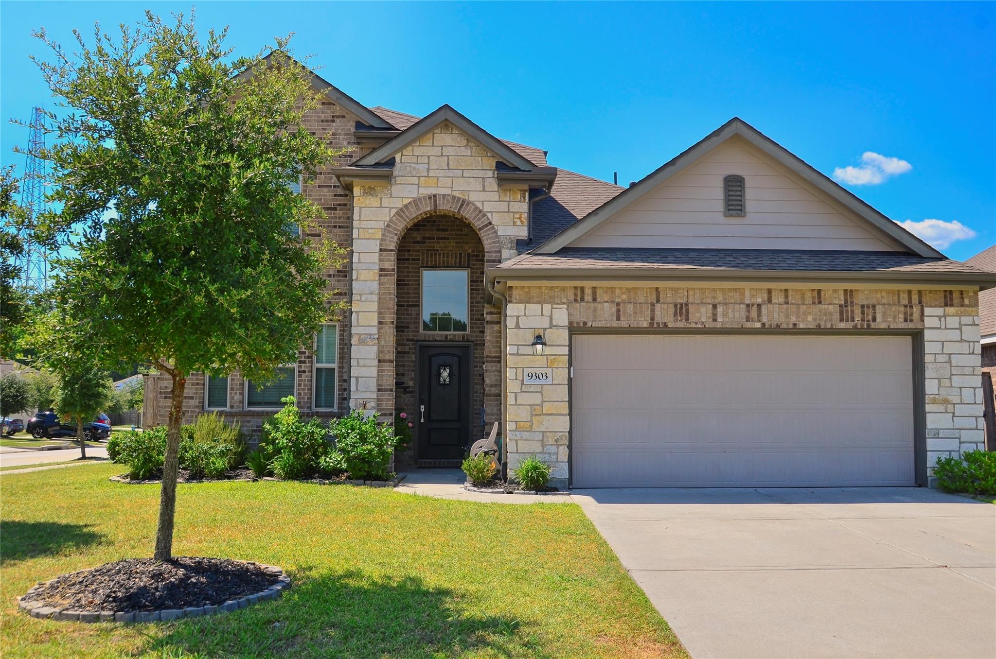9303 Victoria Valley Court