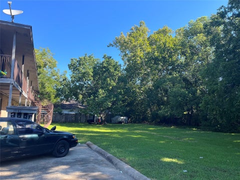 Photo of 1842 Thompson Street, La Marque, TX 77568 (MLS # 31837513)