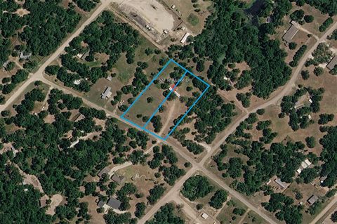 Photo of 327 Teal Lake Drive, Caldwell, TX 77836 (MLS # 8938370)