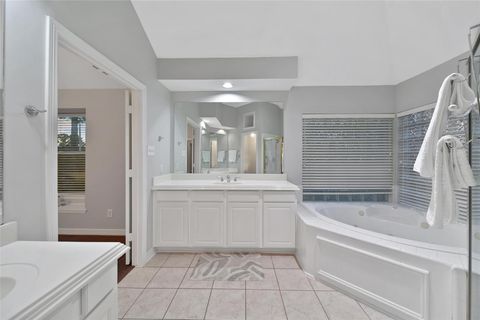 Tiny photo for 12126 Laguna Pointe Lane, Houston, TX 77041 (MLS # 27777510)