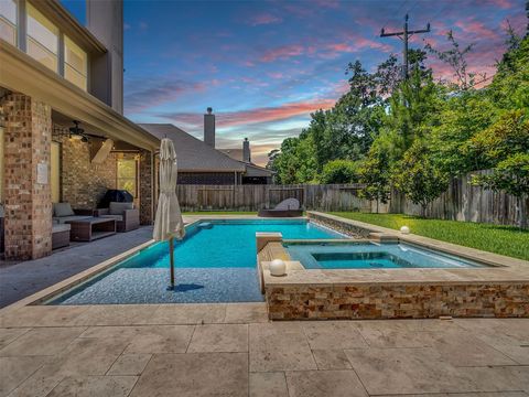 Photo of 122 Deerfield Meadow Drive, Conroe, TX 77384 (MLS # 72769242)