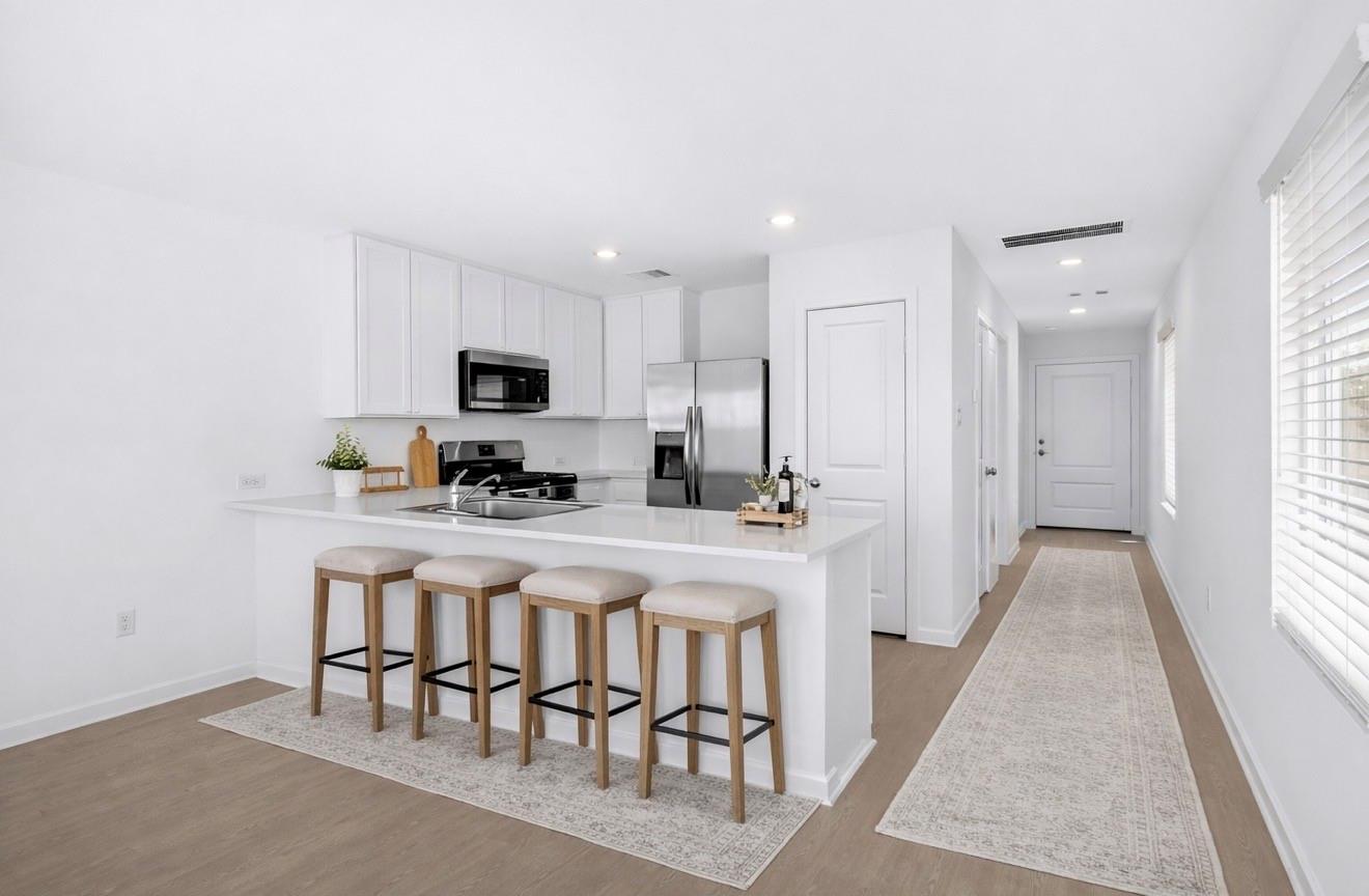 914 Pertuso Lane