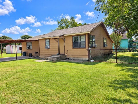 Photo of 10005 Beadle Street, Lane City, TX 77453 (MLS # 35676933)