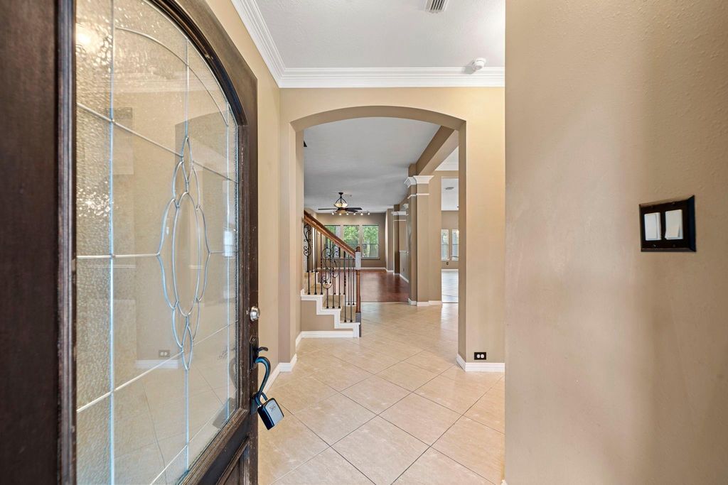 Photo of 15015 Cozy Hollow Lane, Houston, TX 77044 (MLS # 36918195)