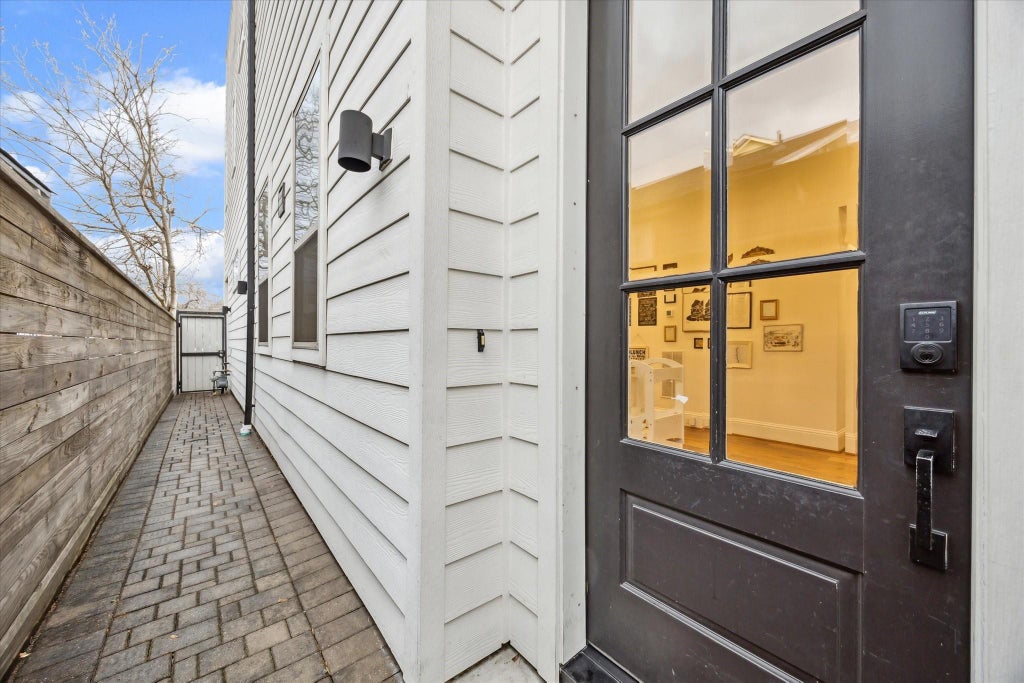 Photo of 110 E 26th Street #A, Houston, TX 77008 (MLS # 55098536)