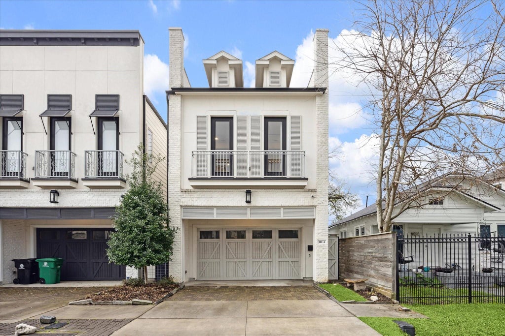 Photo of 110 E 26th Street #A, Houston, TX 77008 (MLS # 55098536)