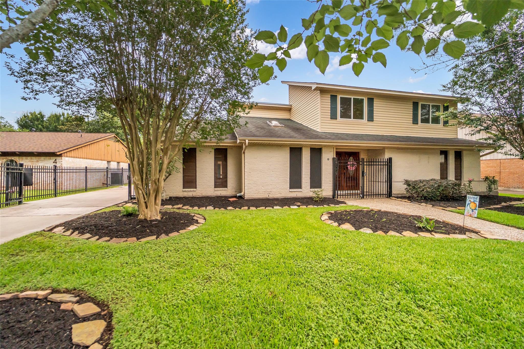 4303 Long Grove Drive