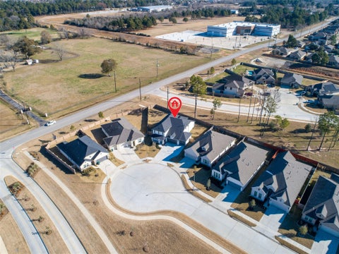 Homes For Sale - 1911 Hickory Grove Lane<br/> Tomball, TX 77375