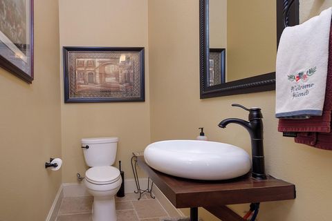 Tiny photo for 1215 W Bell Street, Houston, TX 77019 (MLS # 7948398)