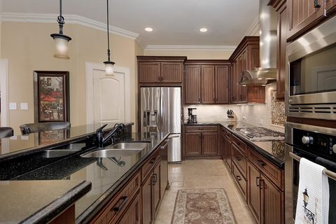 Tiny photo for 1215 W Bell Street, Houston, TX 77019 (MLS # 7948398)