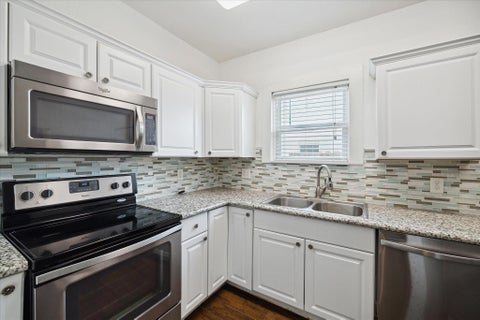 Photo of 2611 Isabella Street, Houston, TX 77004 (MLS # 17338395)