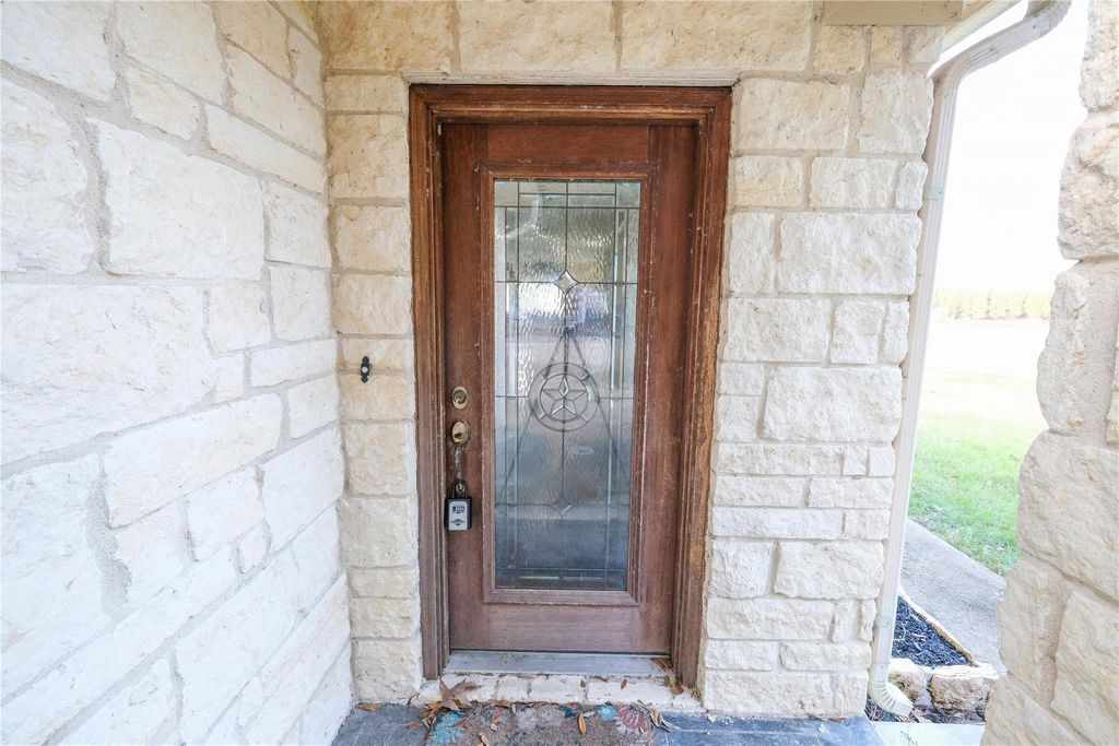 Photo of 63 Lakeway Drive, Trinity, TX 75862 (MLS # 75251712)