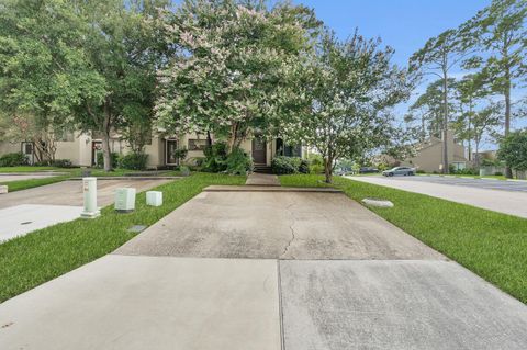 Photo of 3843 Knollcrest Drive, Montgomery, TX 77356 (MLS # 68158475)