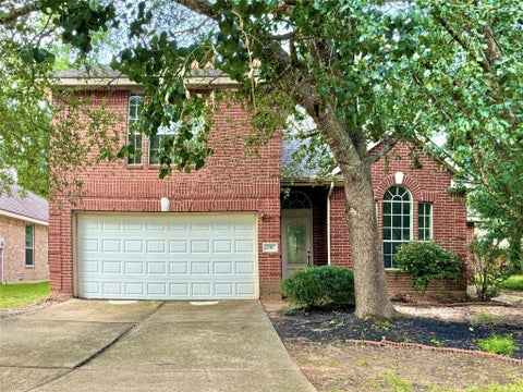 Photo of 110 S Merryweather Circle, The Woodlands, TX 77384 (MLS # 54918073)