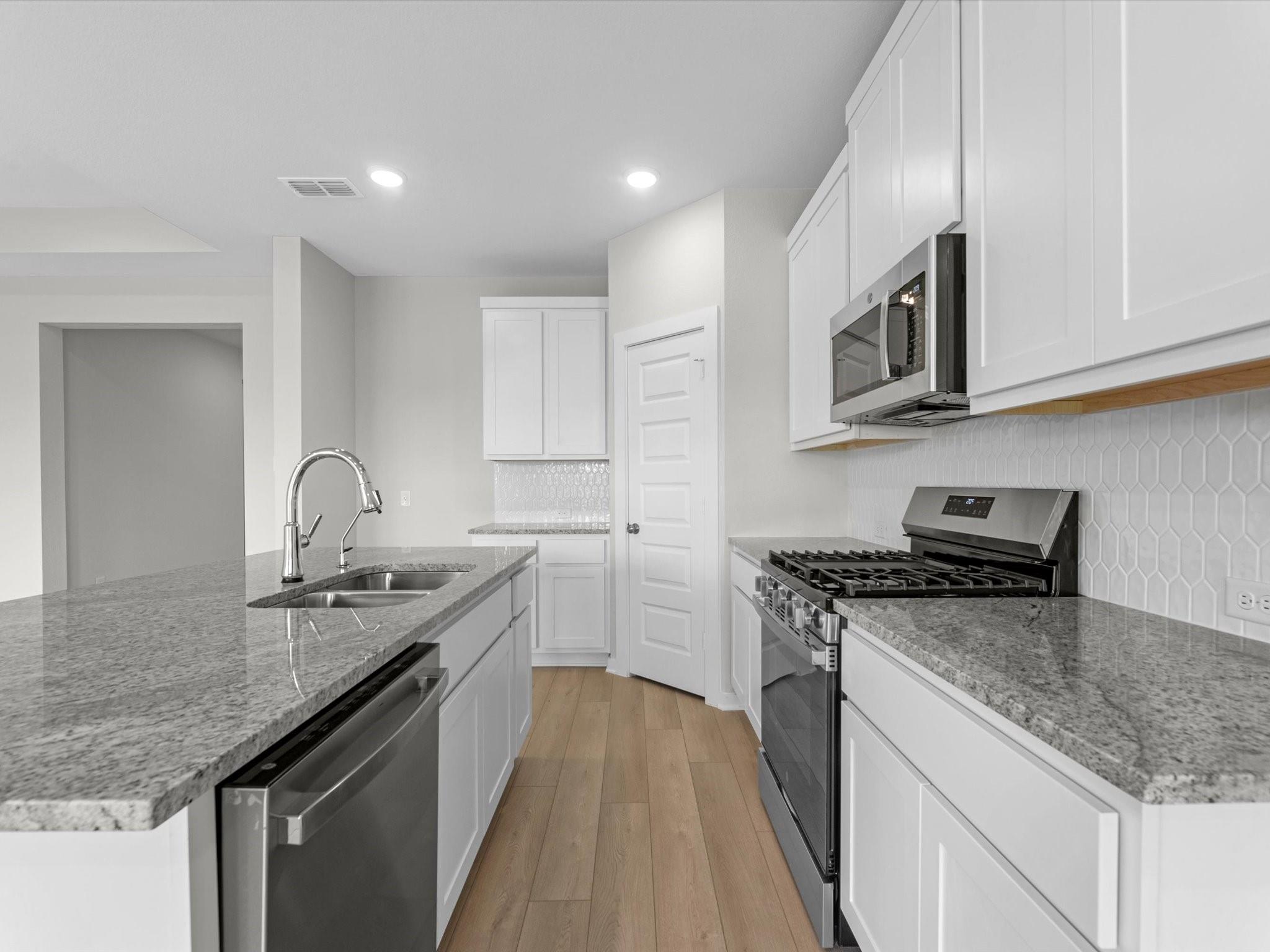 21726 Redwood Bluff Trail
