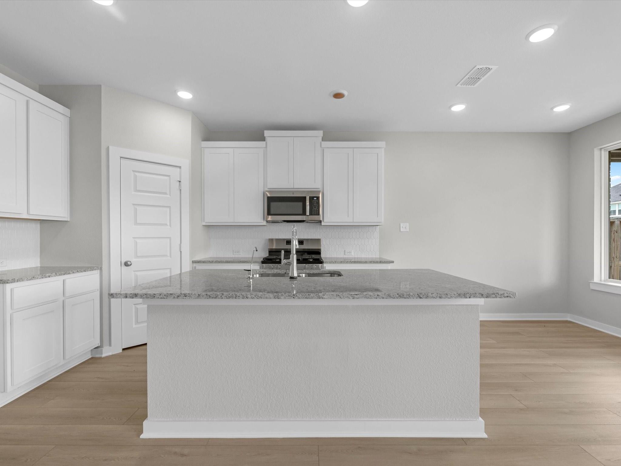21726 Redwood Bluff Trail