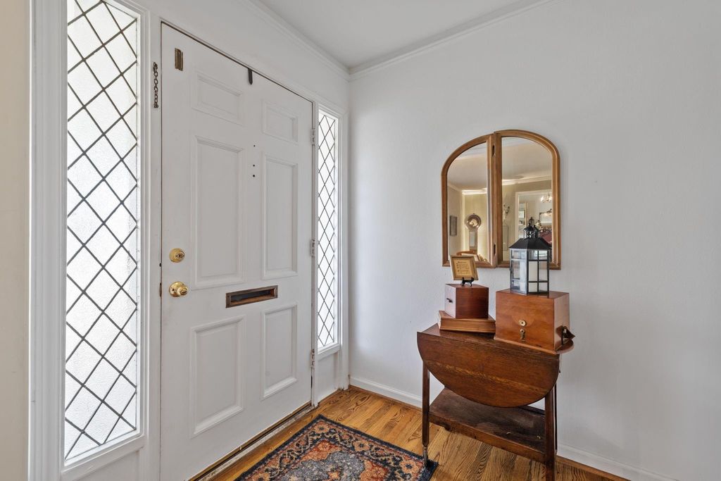 Photo of 9102 Timberside Drive, Houston, TX 77025 (MLS # 22948394)