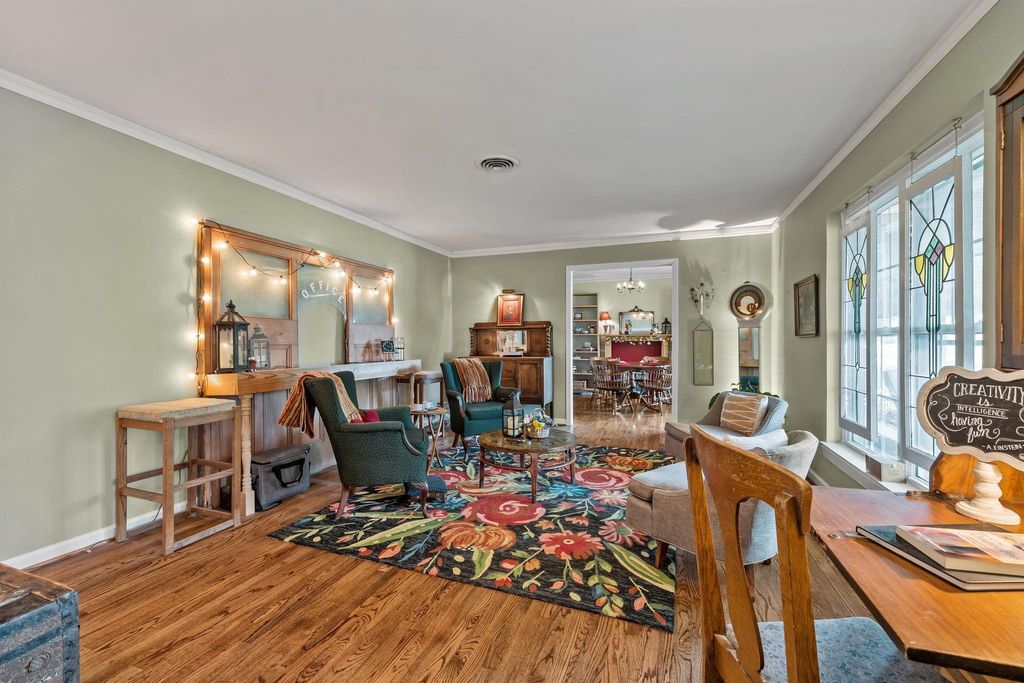 Photo of 9102 Timberside Drive, Houston, TX 77025 (MLS # 22948394)